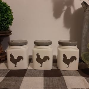 🚫SOLD🚫Farmhouse Rooster canisters set of 3